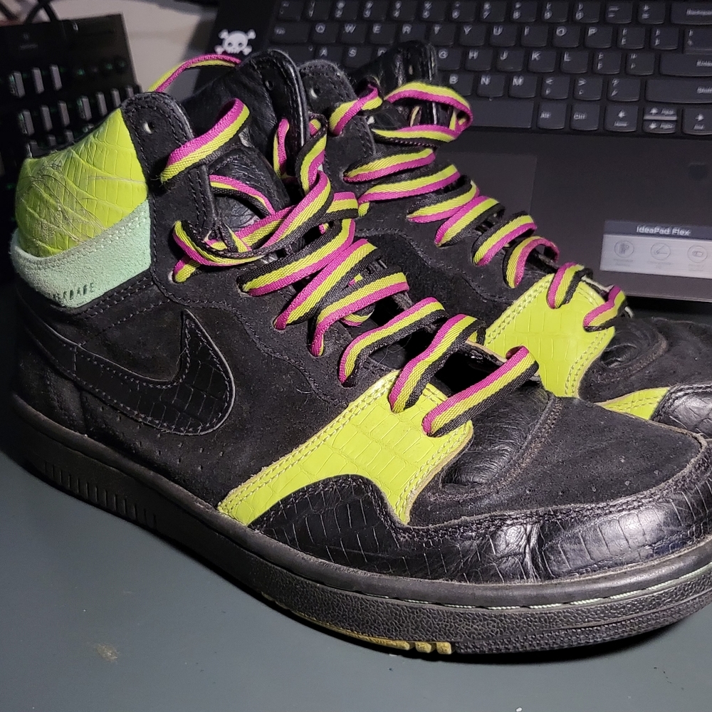 Nike court forces high world cup 06 chartreuse